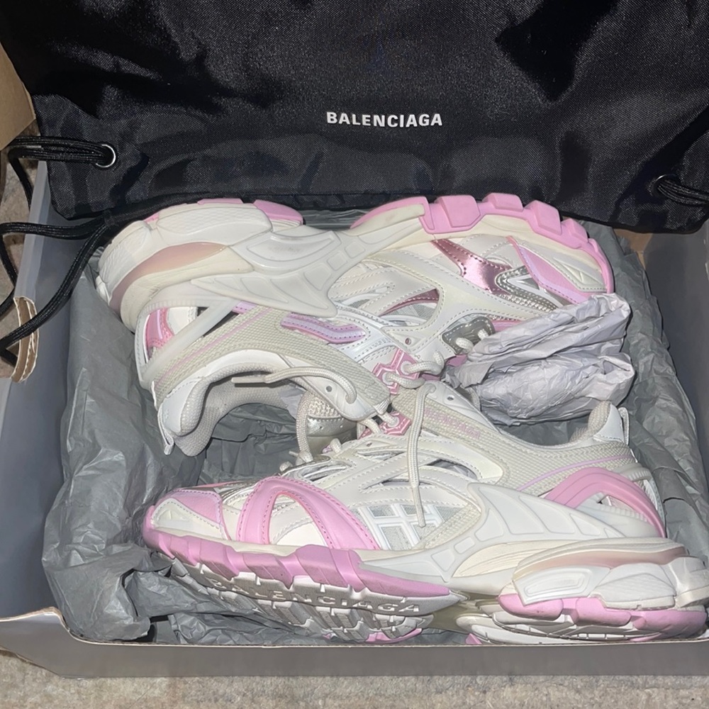 BRAND NEW BALENCIAGA TRACK 2 SIZE 38